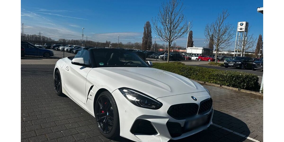 BMW Z4 45.000 km 41.490 &euro; Köln 50672