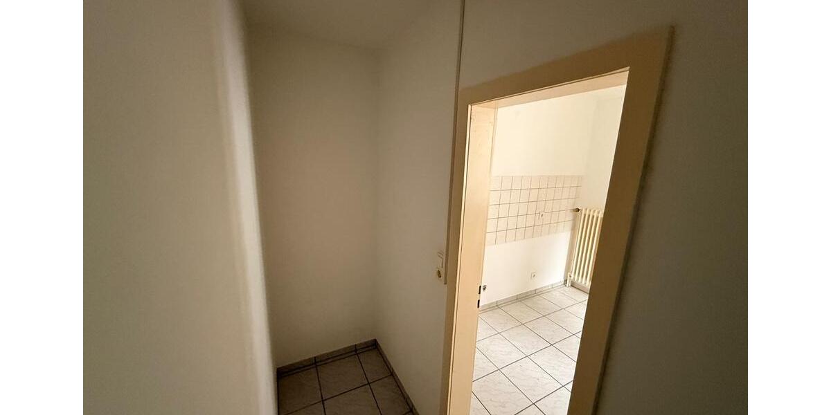 Etagenwohnung Solingen Ohligs - 3 Zimmer, 85 m&sup2;, 699&euro; | Angebot:24754608