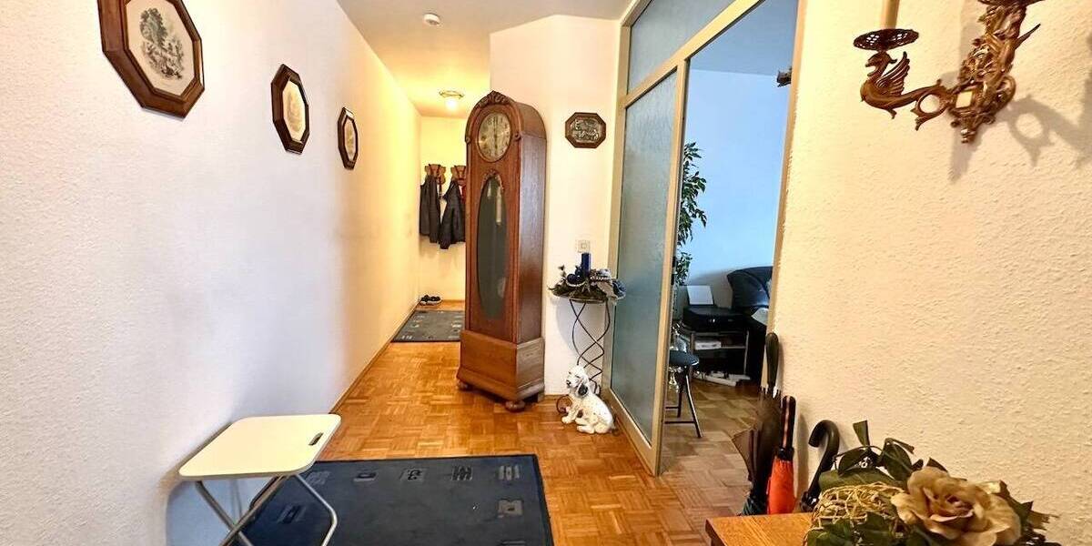Etagenwohnung Köln Niehl - 2 Zimmer, 72 m&sup2;, 279.000&euro; | Angebot:26672409