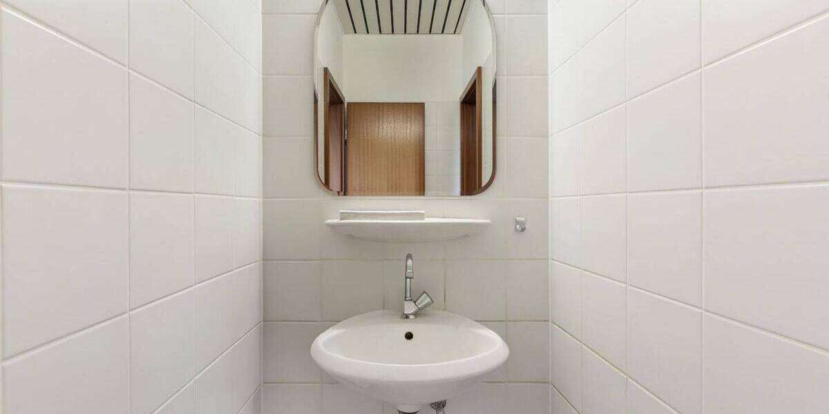 Etagenwohnung Bergisch Gladbach Moitzfeld - 2 Zimmer, 74 m&sup2;, 199.000&euro; | Angebot:25985339