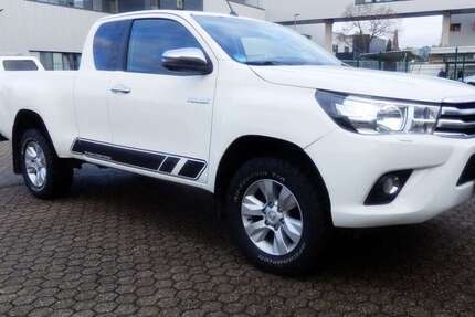 Toyota Hilux 156.880 km 26.990 &euro; Bergisch Gladbach 51469