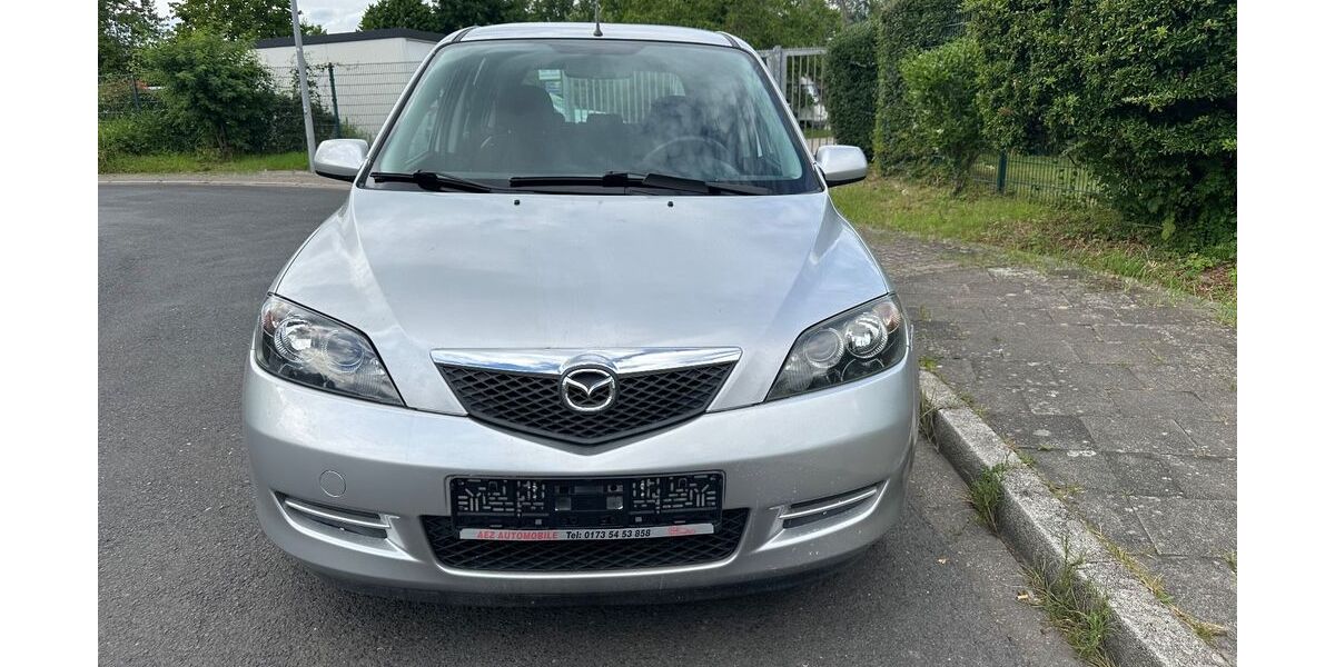Mazda 2 61.510 km 4.499 &euro; Düsseldorf 40231