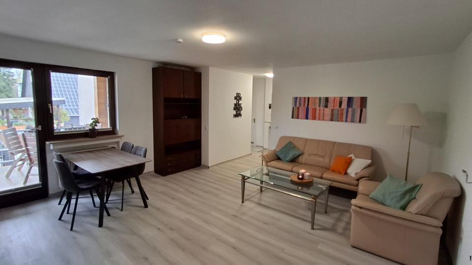 Etagenwohnung Bergisch Gladbach Gronau - 2 Zimmer, 70 m&sup2;, 970&euro; | Angebot:25942458