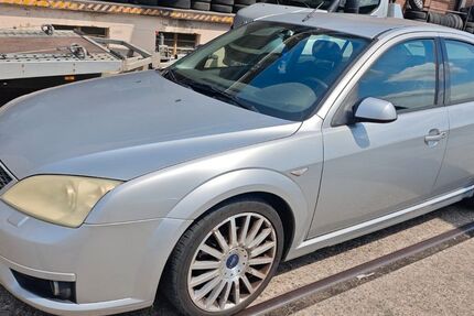 Ford Mondeo 137.665 km 1.600 &euro; Neuss 41460
