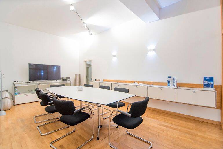 Hochwertig ausgestattete, abschließbare co-working spaces - All-in-Miete