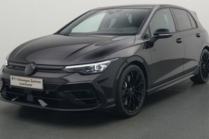 VW Golf 7.980 km 63.980 € Leverkusen 51379