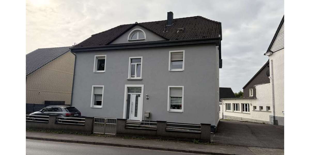 Einfamilienhaus Leverkusen Bergisch Neukirchen - 9 Zimmer, 240 m&sup2;, 689.900&euro; | Angebot:27565673