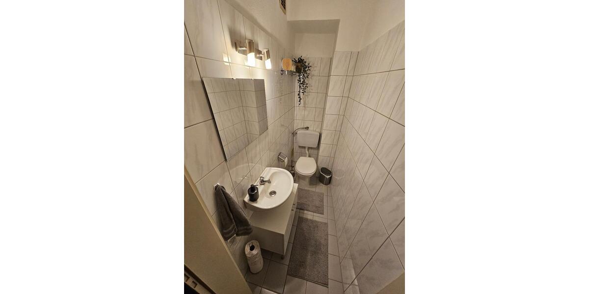 Hochparterre Düsseldorf Pempelfort - 3 Zimmer, 75 m&sup2;, 1.000&euro; | Angebot:27603651