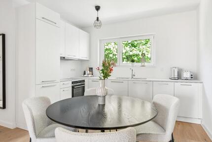 Wohnung Düsseldorf Stadtbezirk 3 - 3 Zimmer, 95 m&sup2;, 1.750&euro; | Angebot:24877977