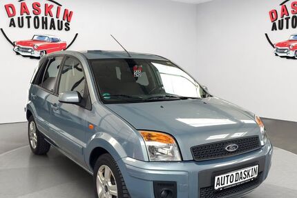 Ford Fusion 135.000 km 3.700 € Köln 50827