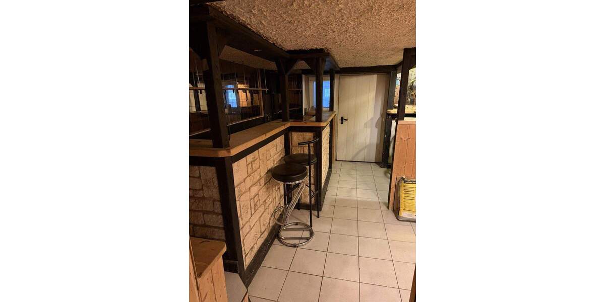 Reihenendhaus Wülfrath Innenstadt - 9 Zimmer, 260 m&sup2;, 485.000&euro; | Angebot:24811187