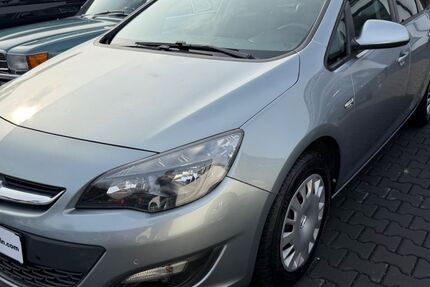 Opel Astra 155.544 km 4.190 &euro; Köln 51065