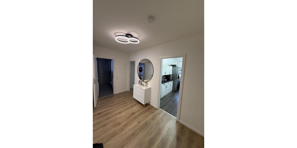 Maisonettenwohnung Düsseldorf Stadtbezirk 9 - 5 Zimmer, 125 m&sup2;, 1.800&euro; | Angebot:26194304