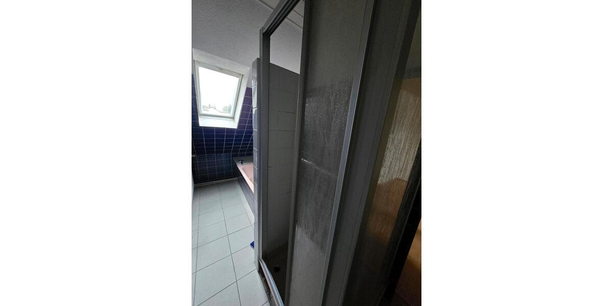 Attraktive 3-Zimmerwohnung in bester Lage in Solingen mit Küche zimmer