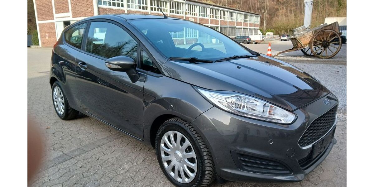 Ford Fiesta 114.000 km 5.950 &euro; Ratingen 40882