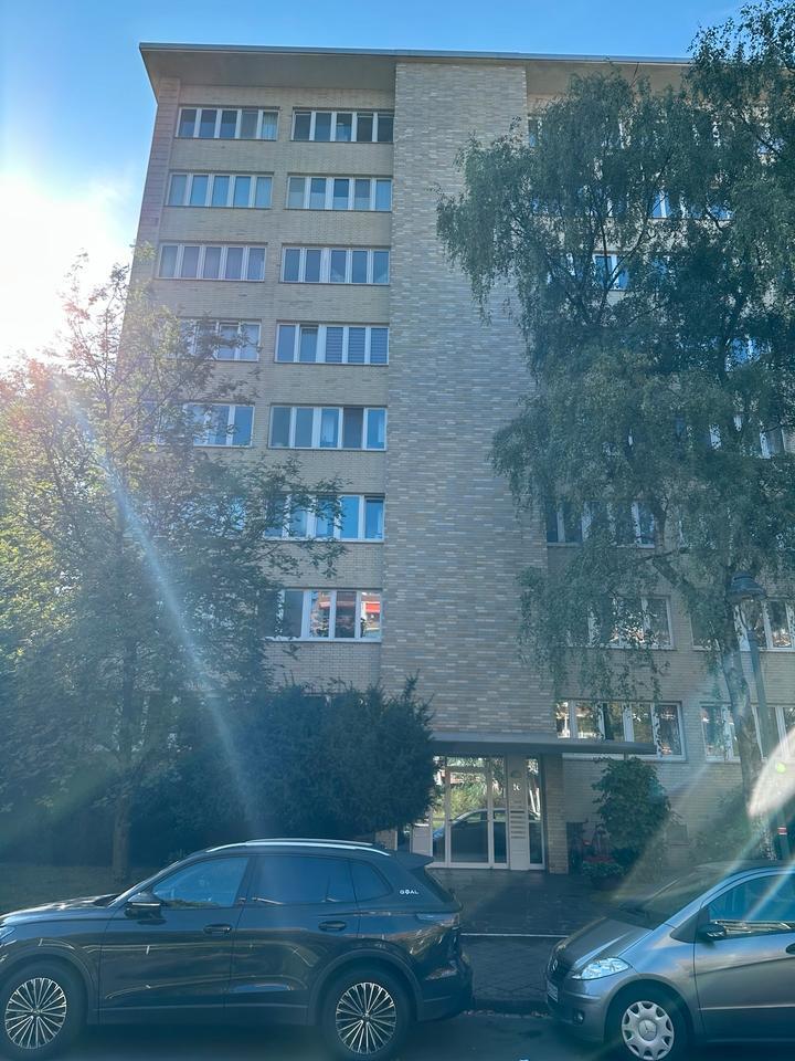 Schöne 3-Zimmer-Wohnung mit großem Balkon in Düsseldorf