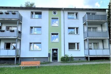 Gemütliche 2-Zi.-Whg. mit Tageslichtbad und Balkon zimmer