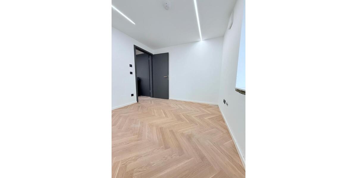 Hochparterre Düsseldorf Pempelfort - 3 Zimmer, 119 m&sup2;, 2.500&euro; | Angebot:24385522