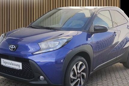 Toyota Aygo (X) 2.500 km 19.690 &euro; Leverkusen 51381