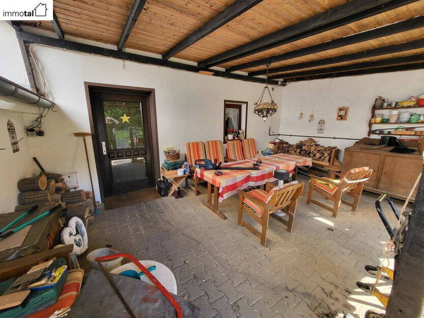 Charmantes Mehrfamilienhaus in Waldrandlage mit großem Grundstück und Ausbaupotenzial