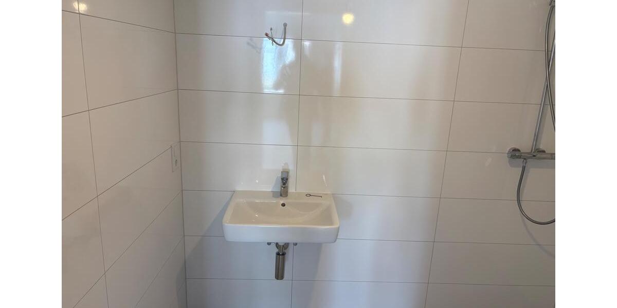 Etagenwohnung Bergisch Gladbach - 1 Zimmer, 43 m&sup2;, 860&euro; | Angebot:27577978