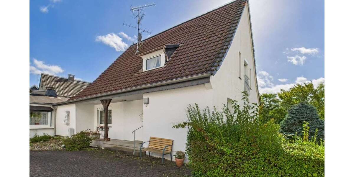 Etagenwohnung Solingen Burg - 5 Zimmer, 108 m&sup2;, 198.000&euro; | Angebot:26268922