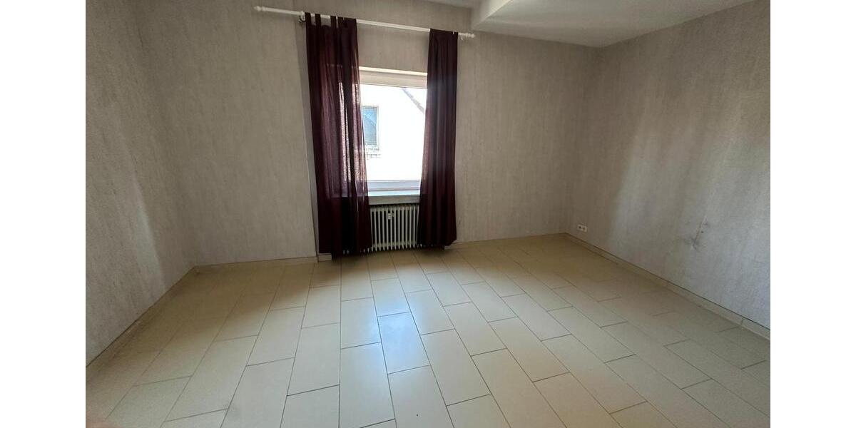 Dachgeschoßwohnung Solingen Wald - 4 Zimmer, 112 m&sup2;, 1.150&euro; | Angebot:25369360