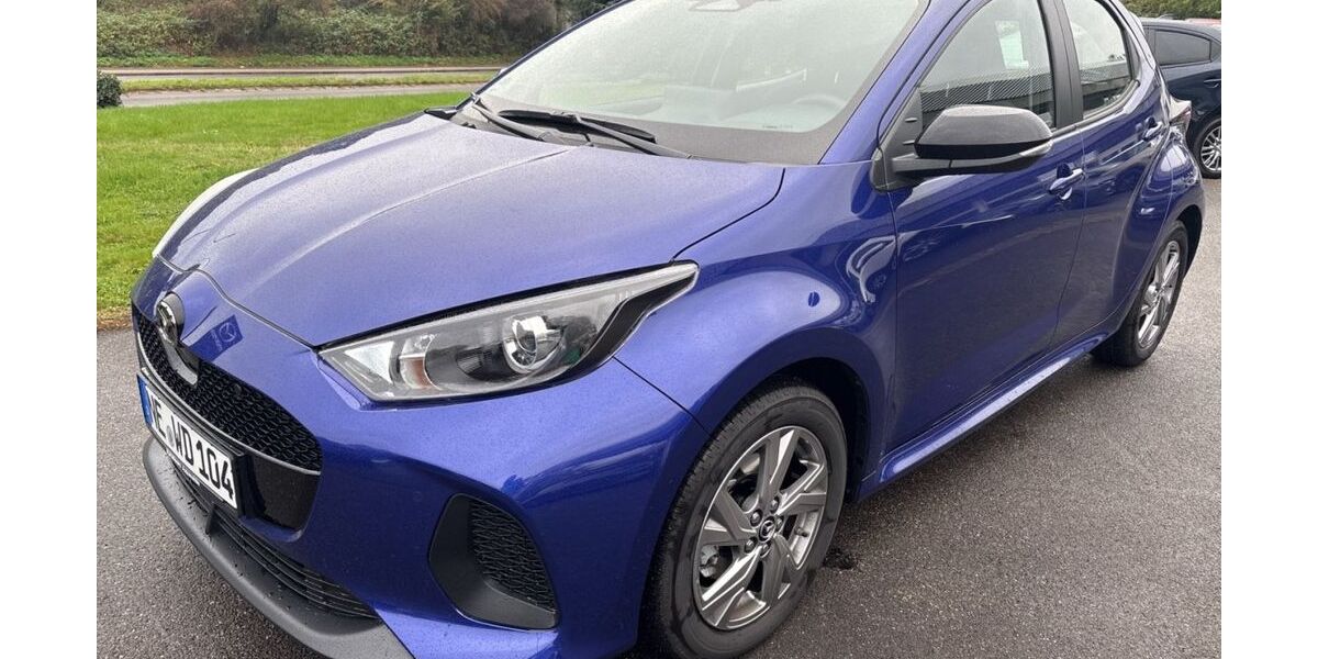 Mazda 2 Hybrid 3.876 km 21.641 &euro; Neuss 41464