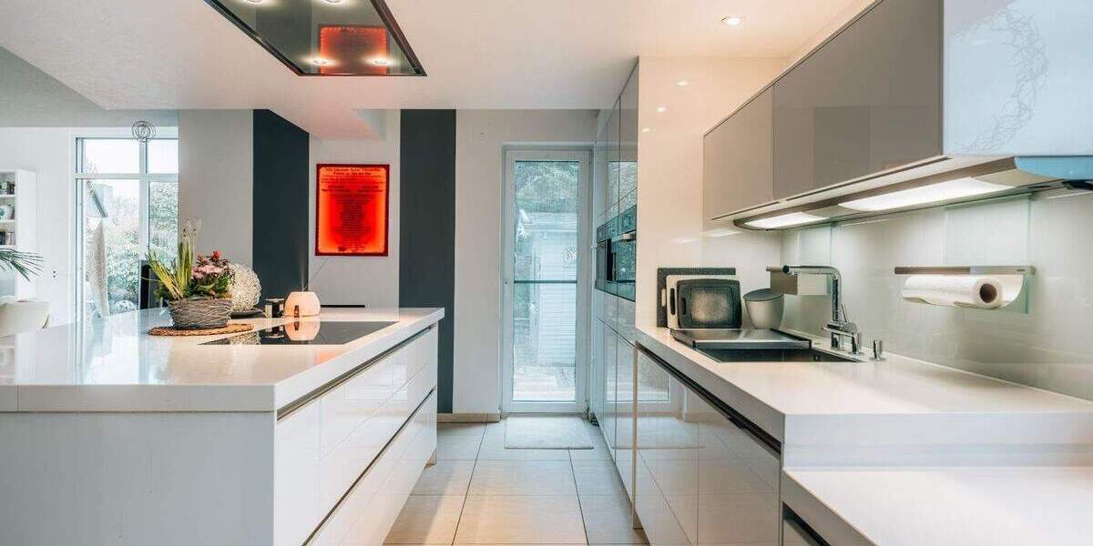 Einfamilienhaus Bergisch Gladbach Schildgen - 7 Zimmer, 282 m&sup2;, 945.000&euro; | Angebot:25799879