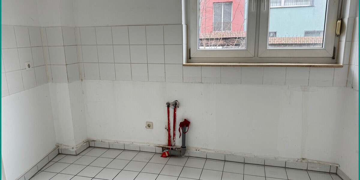 DREIFAMILIENHAUS IM STADTZENTRUM VON REMSCHEID – 2 WOHNEINHEITEN VERMIETET – MÖGLICHKEIT ZUM EIGENNUTZ - Mehrfamilienhaus, Wohnhaus Remscheid Alt-Remscheid | Angebot:27258853