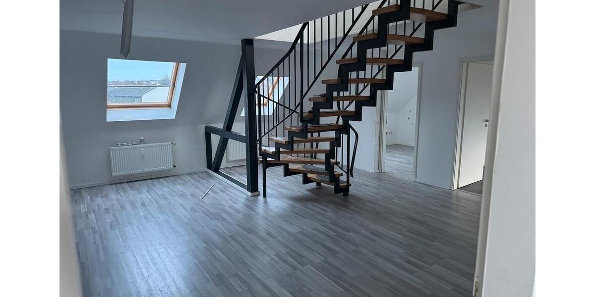 Dachgeschoßwohnung Remscheid Remscheid-Süd - 4 Zimmer, 79 m&sup2;, 154.000&euro; | Angebot:25440967