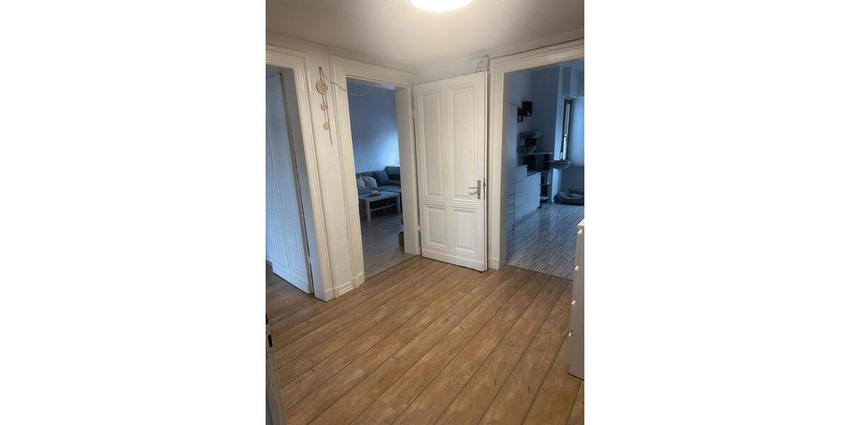 Etagenwohnung Remscheid Gemarkung Bergisch Born - 2 Zimmer, 67 m&sup2;, 500&euro; | Angebot:26196193