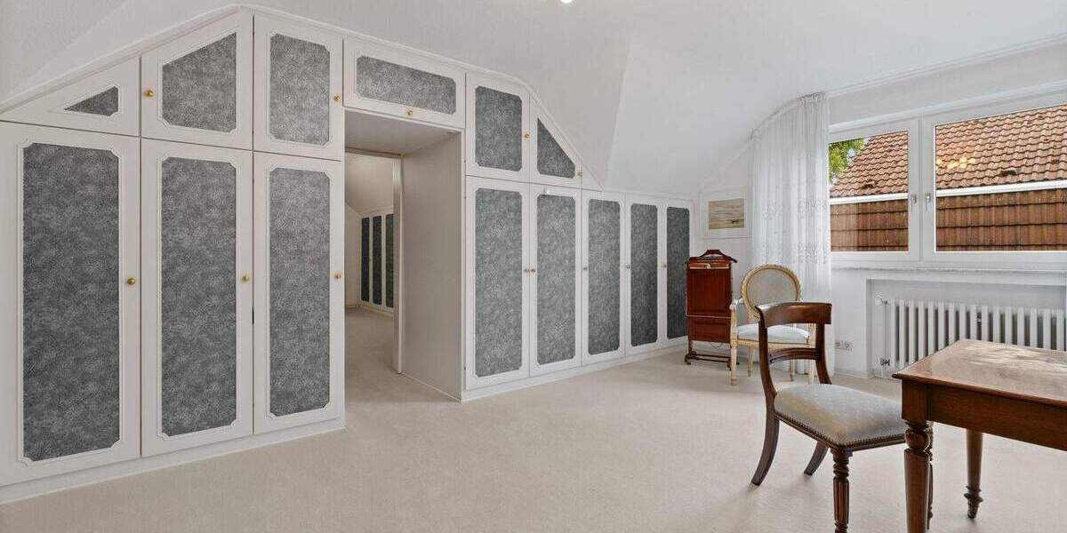 Einfamilienhaus Ratingen Hösel - 9 Zimmer, 303 m&sup2;, 1.450.000&euro; | Angebot:24462555