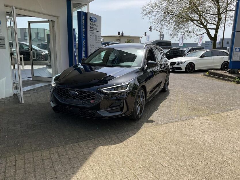 Ford Focus 5.125 km 40.990 € Wipperfuerth 51688
