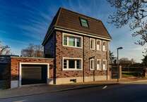 Haus zum Kaufen in Meerbusch 1.999.000 € 185 m²