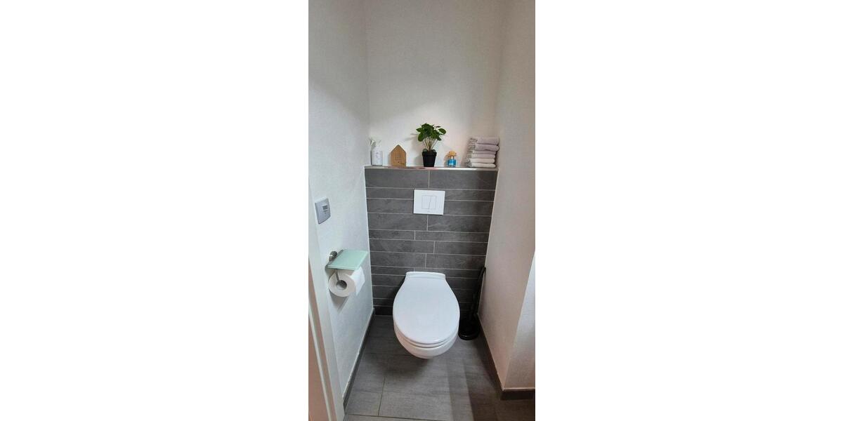 Dachgeschoßwohnung Leverkusen Schlebusch - 4 Zimmer, 130 m&sup2;, 469.000&euro; | Angebot:24365326