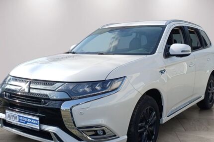 Mitsubishi Plug-in Hybrid Outlander 31.621 km 21.890 &euro; Düsseldorf 40599