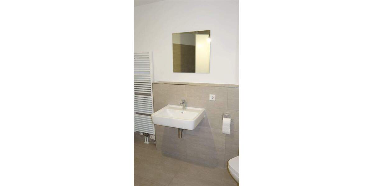 Etagenwohnung Düsseldorf Flingern Nord - 3 Zimmer, 108 m&sup2;, 1.739&euro; | Angebot:25156419