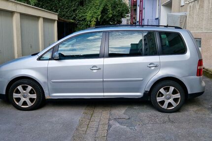 VW Touran 333.333 km 1.500 &euro; Schwelm 58332
