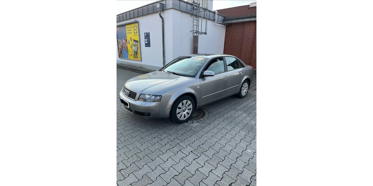 Audi A4 156.000 km 2.300 &euro; Solingen 42651