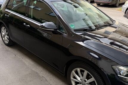 VW Golf 124.000 km 12.200 &euro; Haan 42781