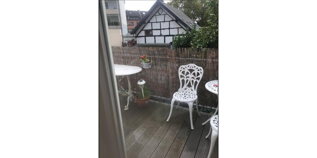 Mehrfamilienhaus, Wohnhaus Düsseldorf Heerdt - 8 Zimmer, 200 m&sup2;, 1.000.000&euro; | Angebot:24335678