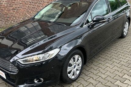 Ford Mondeo 208.000 km 6.490 &euro; Köln 51069