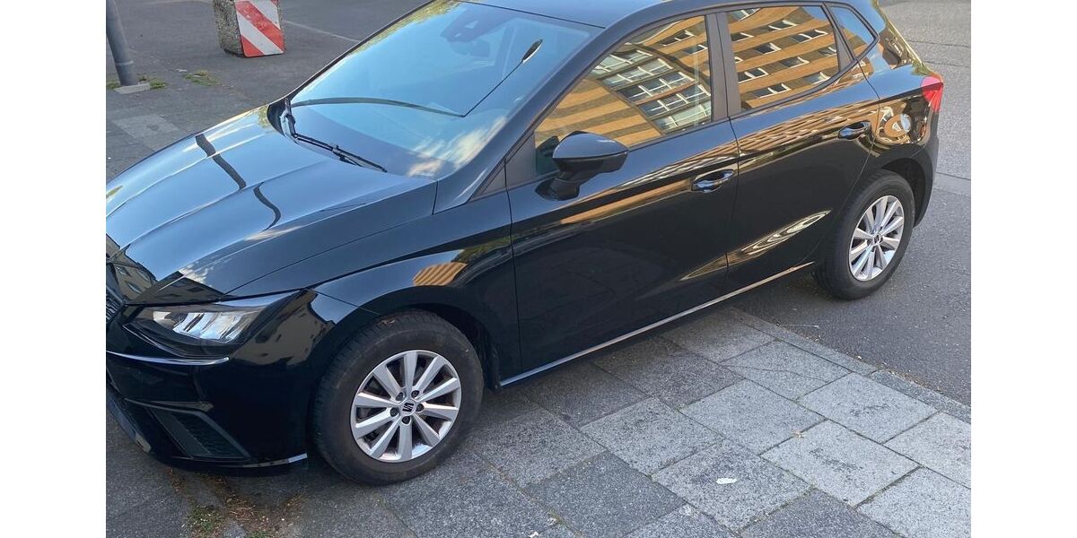 Seat Ibiza 35.000 km 17.000 &euro; Köln 51067