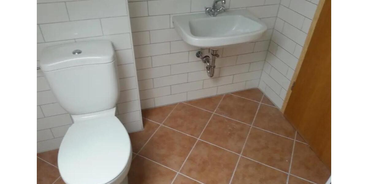 Maisonettenwohnung Solingen - 5 Zimmer, 125 m&sup2;, 1.200&euro; | Angebot:25612802