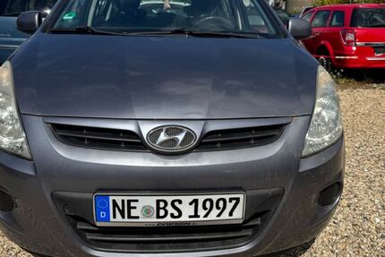Hyundai i20 162.000 km 1.900 &euro; neuss 41460
