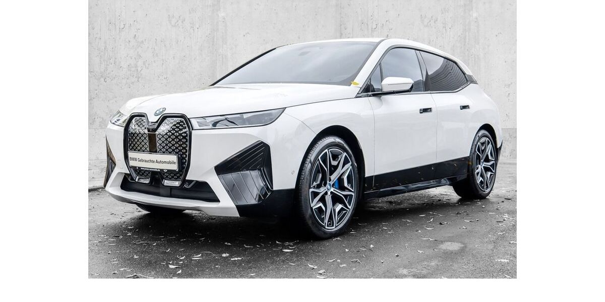 BMW iX 62.484 km 41.995 € Köln-West 50858