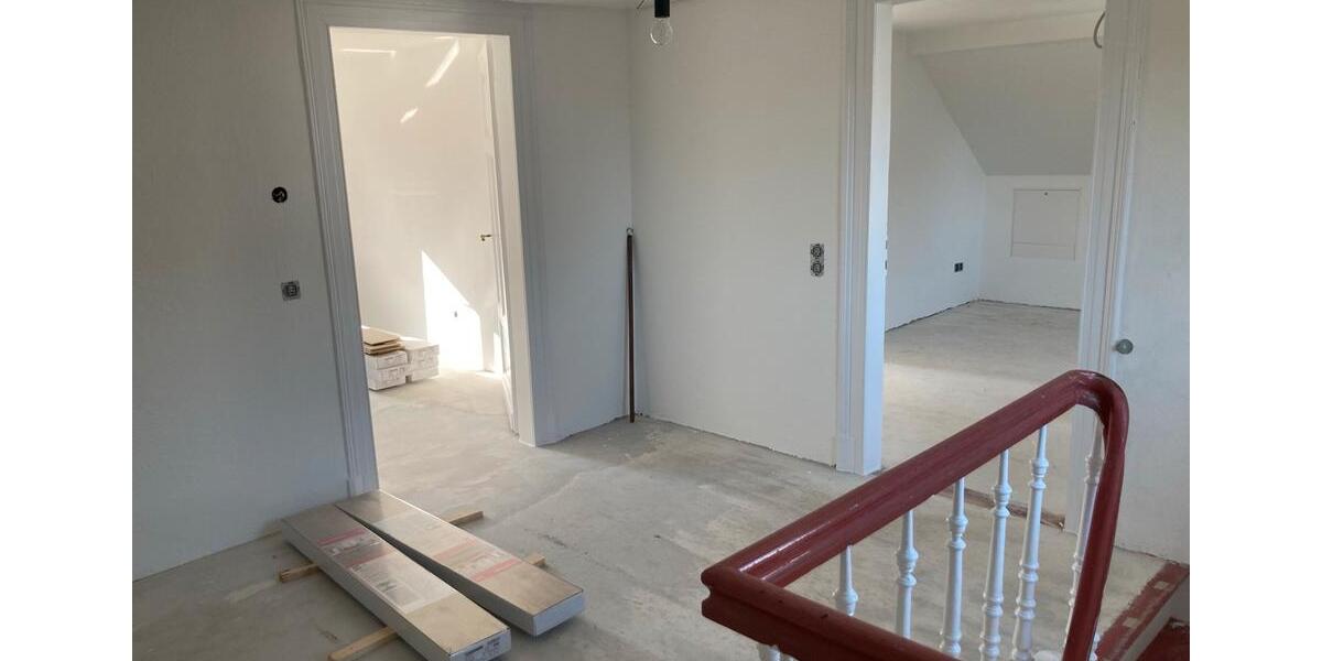 Einfamilienhaus Lindlar - 5 Zimmer, 1.350&euro; | Angebot:25647281