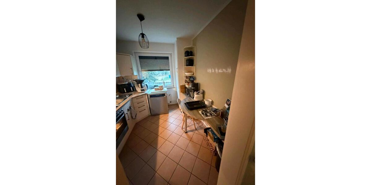 Etagenwohnung Leverkusen Bürrig - 3 Zimmer, 82 m&sup2;, 1.300&euro; | Angebot:24795132