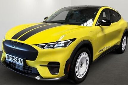Ford Mustang Mach-E 9.996 km 47.450 &euro; Neuss 41464
